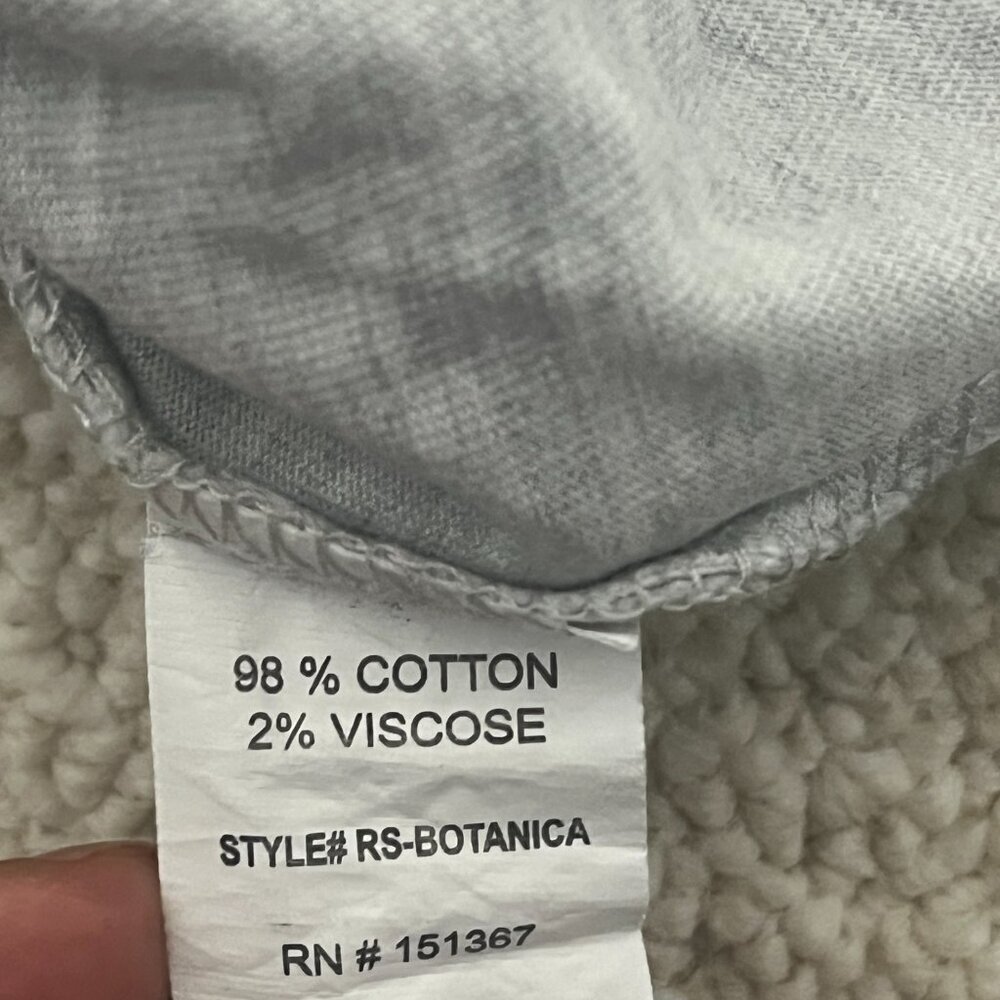 2/$30 Urban Nation Botanicals Oversized Gray T-Shirt Small - Picture 5 of 5
